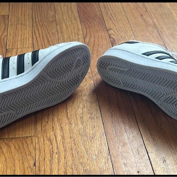 Adidas shell toe sneakers - Picture 4 of 4